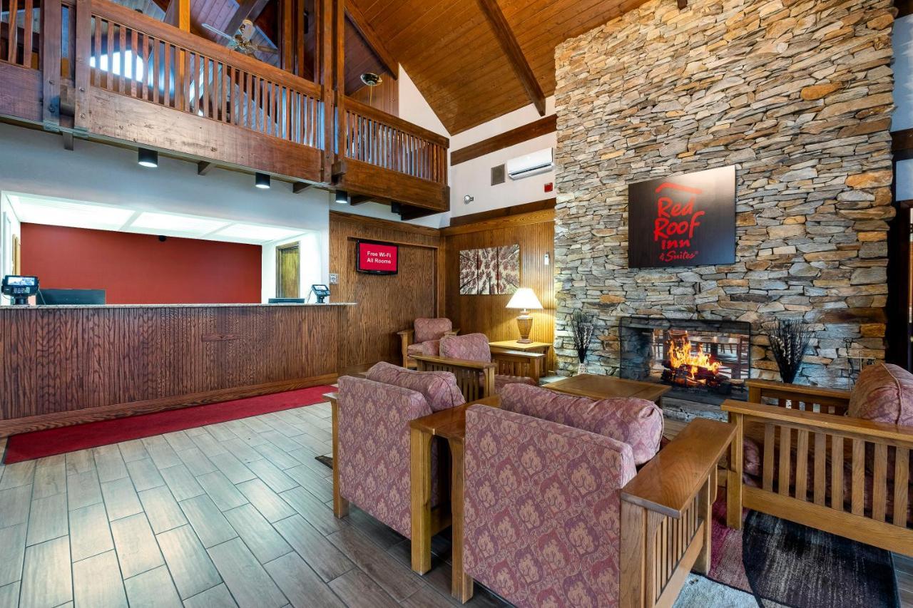 Red Roof Inn & Suites Hazleton Eksteriør bilde